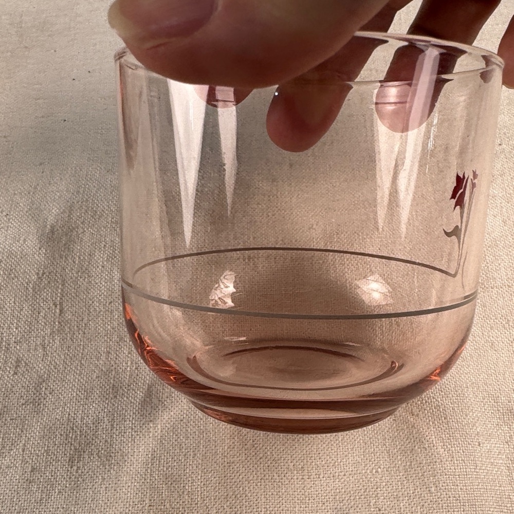 2 Elegant Pink Glass MCM Tumblers with Floral Design - Picture 4 of 10
